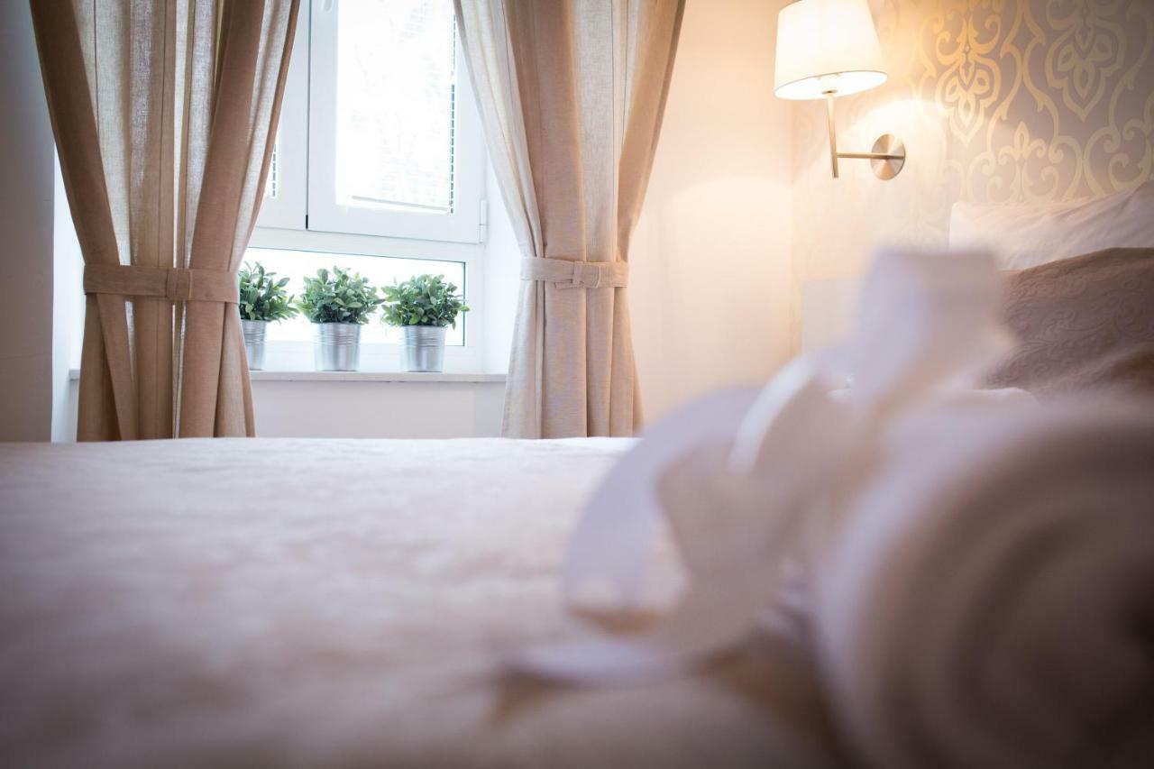 Studios & Apartments Porto Zadar Ngoại thất bức ảnh